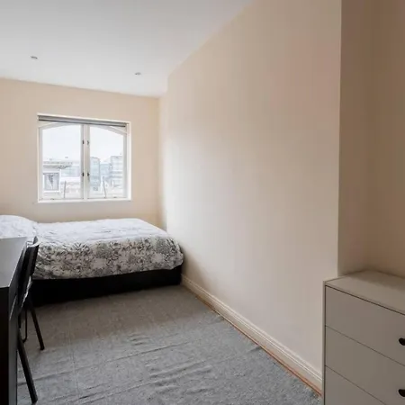 Apartment Airy And Light 2bd Flat In Dublin