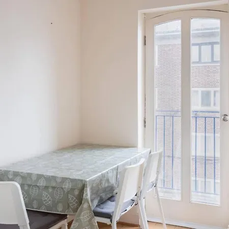 Apartment Airy And Light 2bd Flat In *